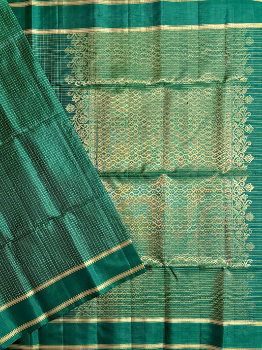 Bottle Green and Golden Pure Soft Silk Handloom Saree