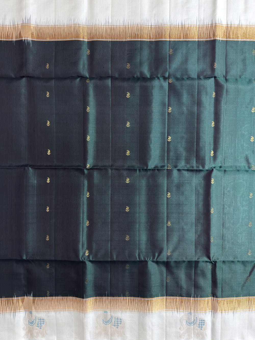 Bottle Green and White Pure Soft Silk Handloom Saree