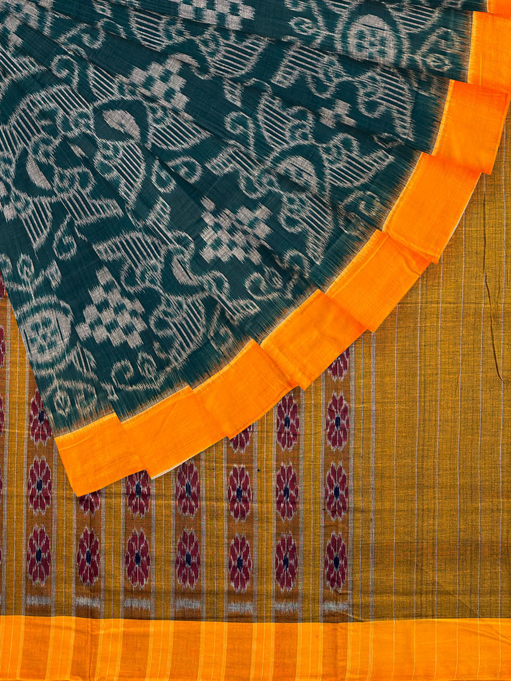Bottle Green and Yellow Nuapatna Handloom Cotton Saree