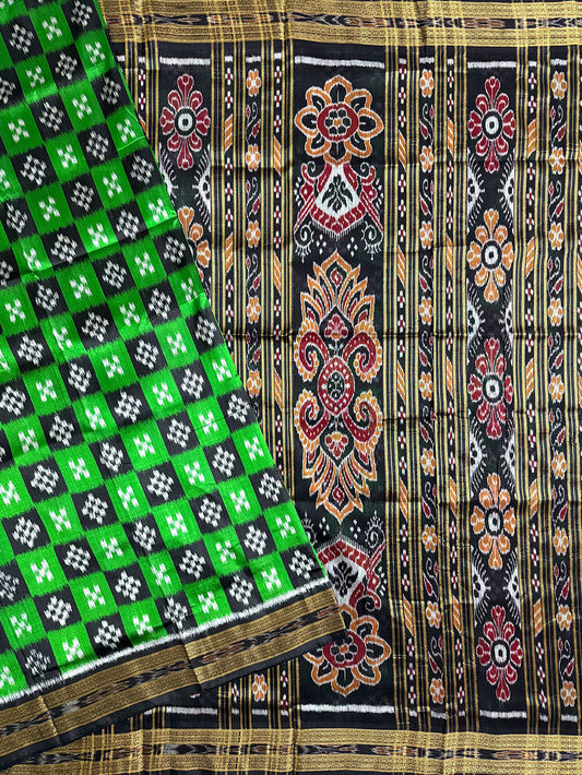 Green and Black Pasapalli Pattern Handloom Khandua Patta Saree