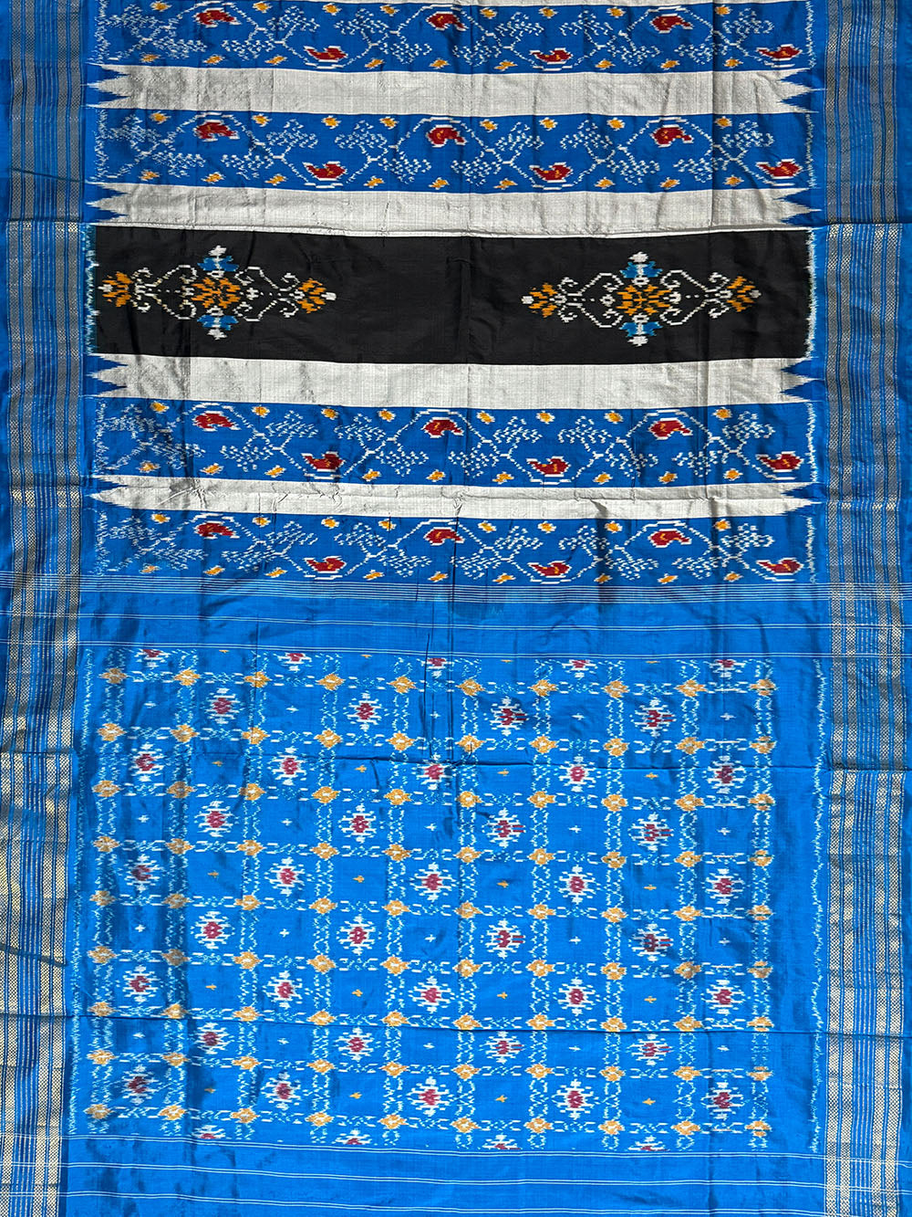 Pochampally Pattern Grey, Black and Blue Pochampally Pure Silk Handloom Saree in Patola Pa ...