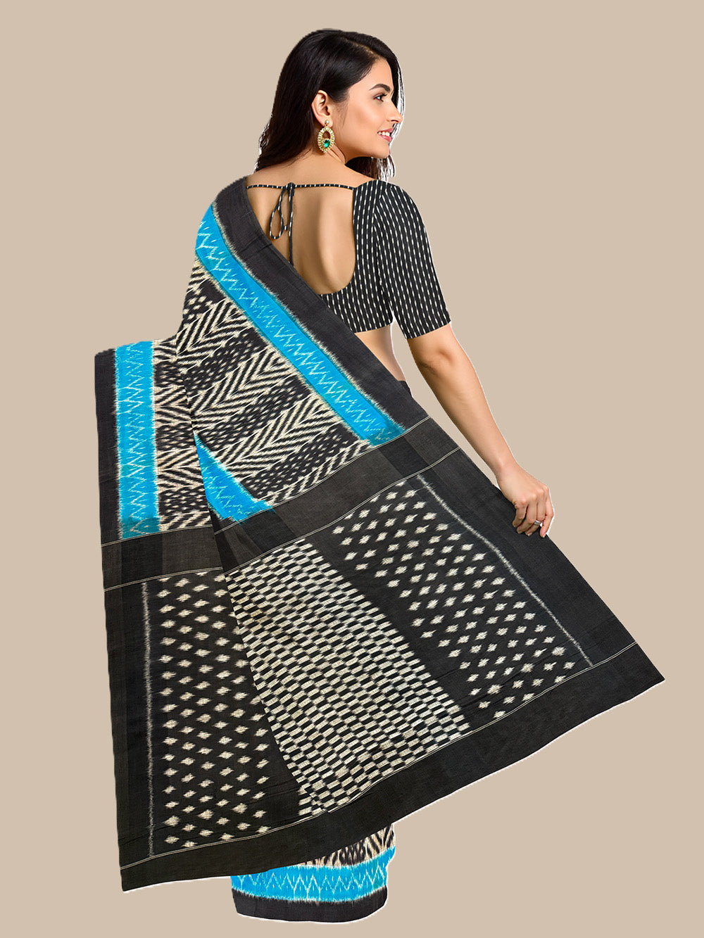 Grey, Black and Turquoise Blue Pochampally Mercerised Cotton Handloom Saree in Ikkat Pattern