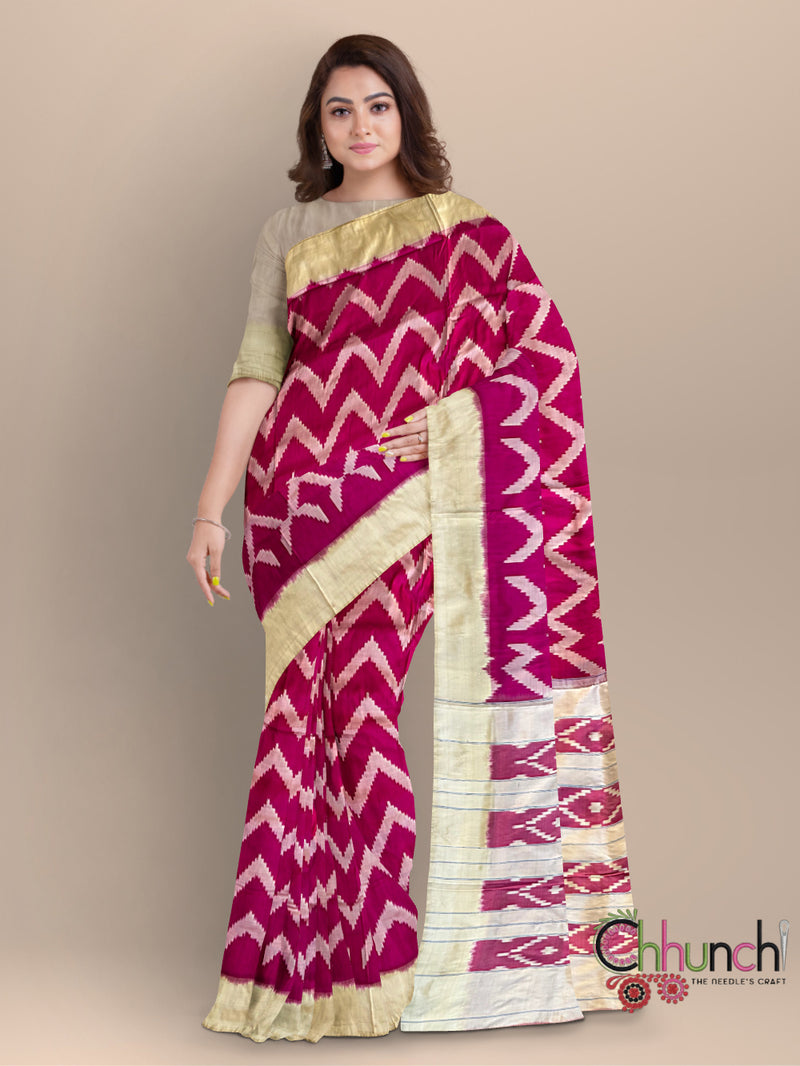 Pink and Off White Pochampally Pure Silk Handloom Saree in Ikkat Chevron Design