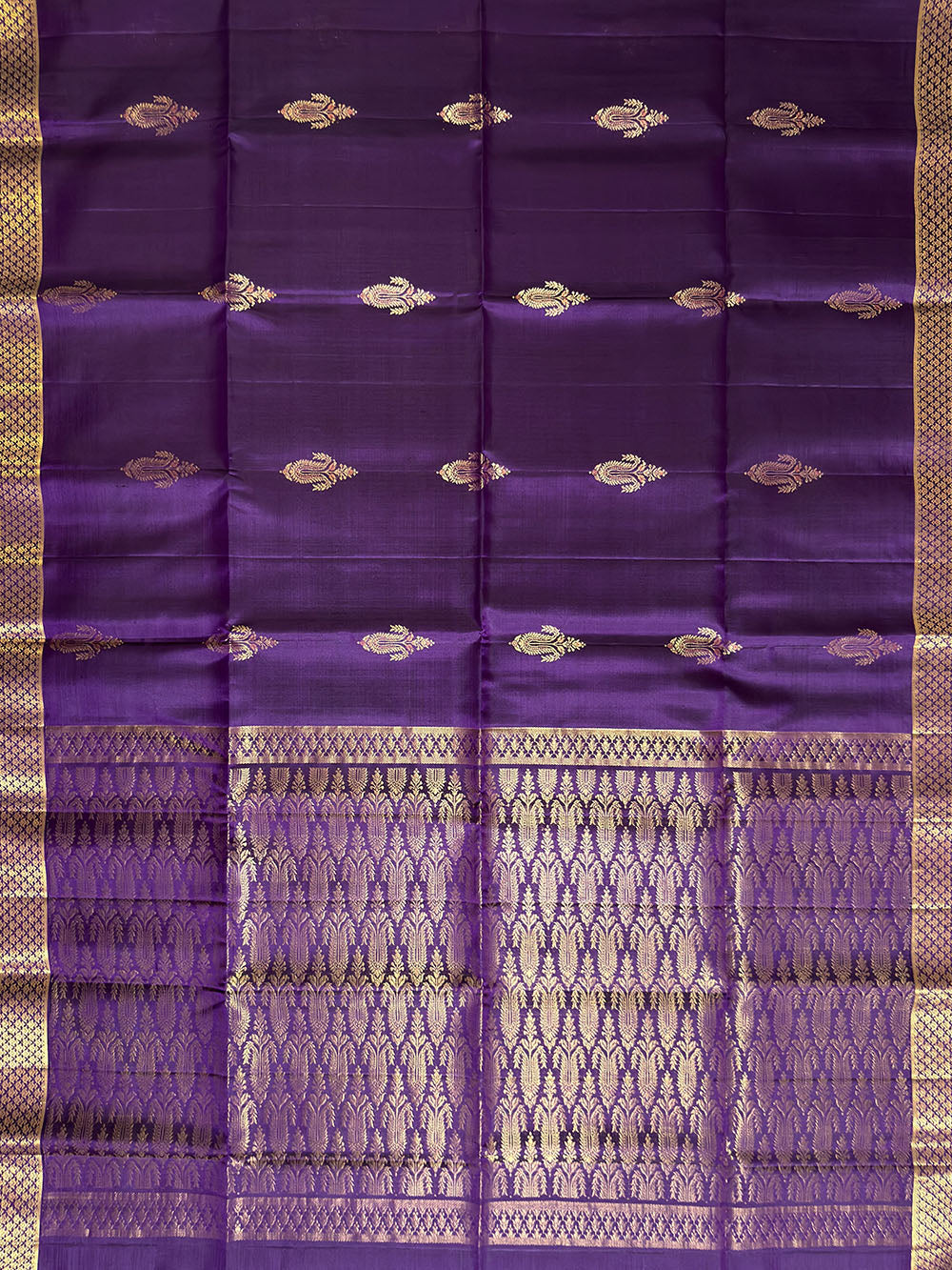 Purple and Golden Pure Silk Kanjivaram Handloom Saree
